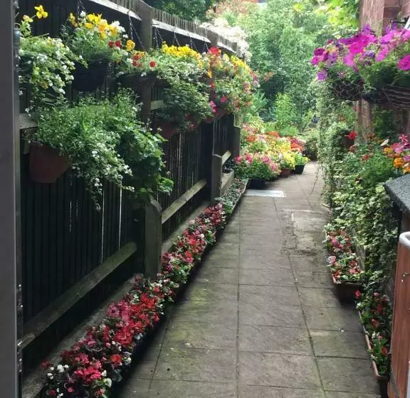 Aamiaismajoitus (B&B) 38 Whitehall Road