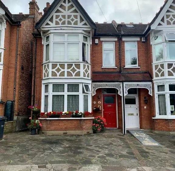 Aamiaismajoitus (B&B) 38 Whitehall Road