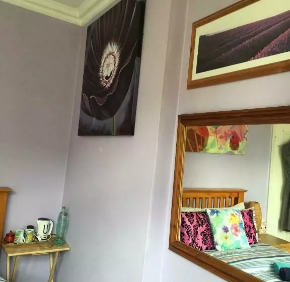 Aamiaismajoitus (B&B) 38 Whitehall Road