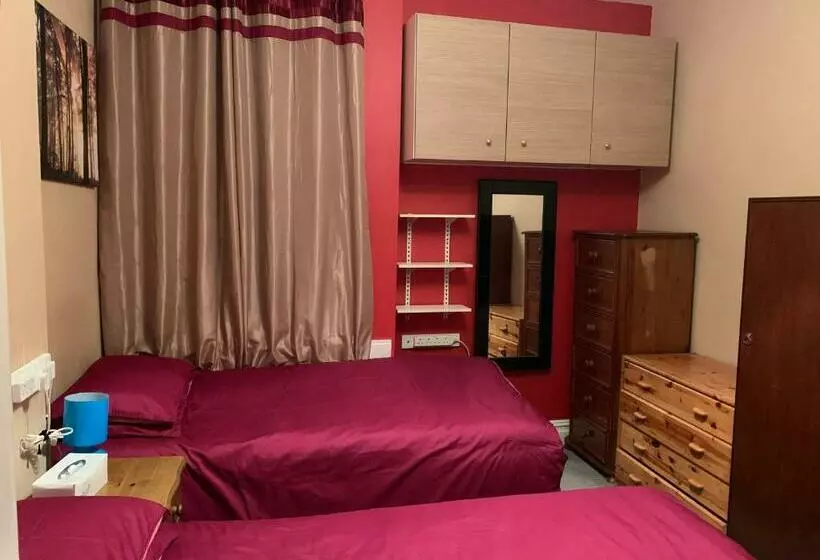 Aamiaismajoitus (B&B) 38 Whitehall Road