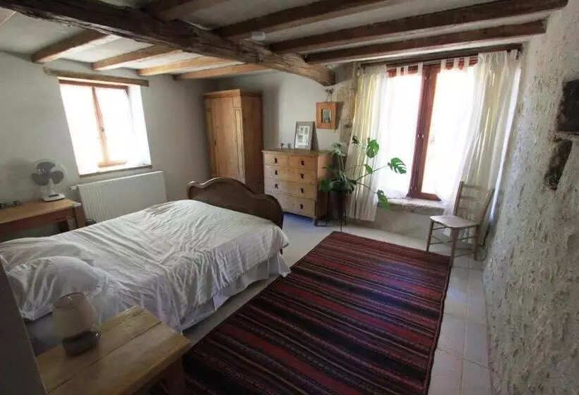 Aamiaismajoitus (B&B) Au Garcin