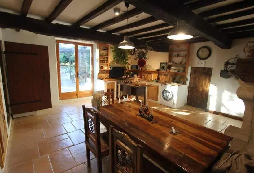 Aamiaismajoitus (B&B) Au Garcin