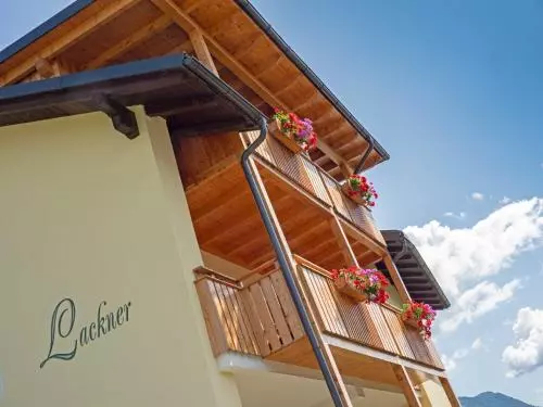 Aamiaismajoitus (B&B) Haus Lackner Am Weissensee In Kärnten