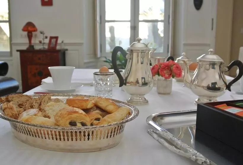 Aamiaismajoitus (B&B) Maison Colladon