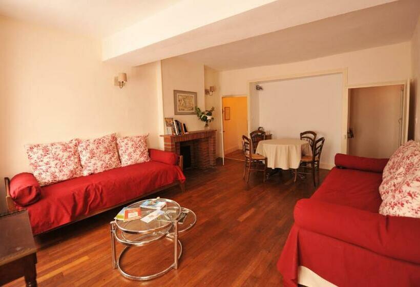 Bed & Breakfast Cellier De L Abbaye   L Ermitage