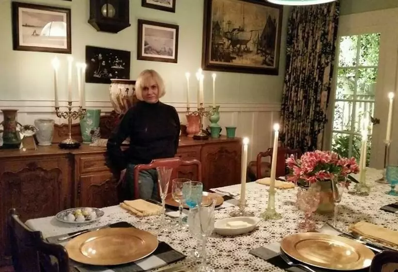 Dresden B & B
