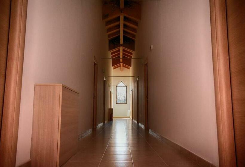 فندق Centro Sportivo Lorica