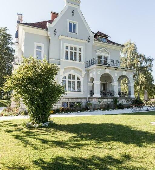 فندق Villa Bergzauber