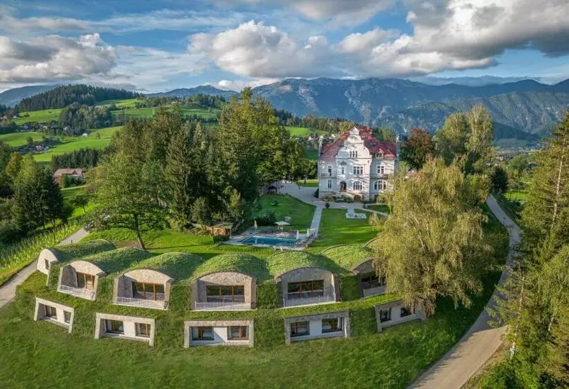 هتل Villa Bergzauber