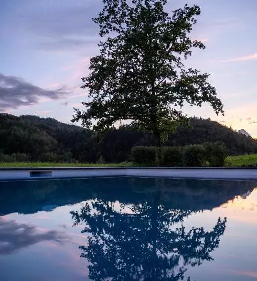 هتل Villa Bergzauber