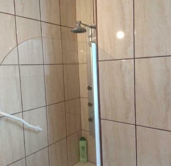 بنسيون Rio Manilva