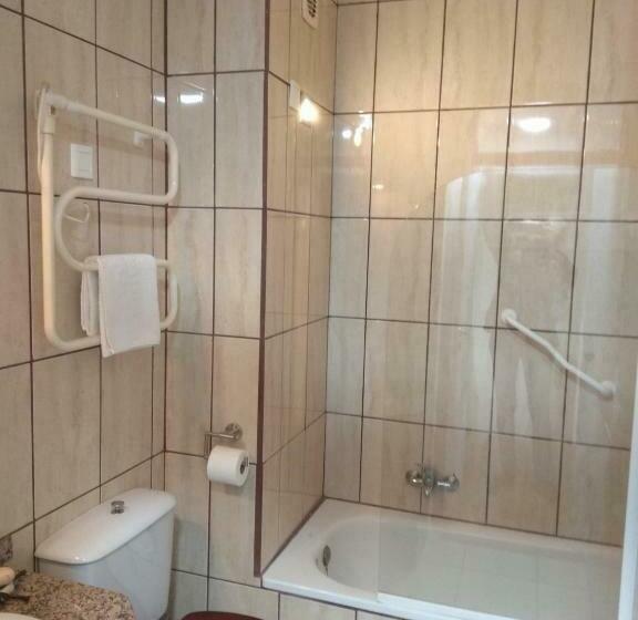 بنسيون Rio Manilva