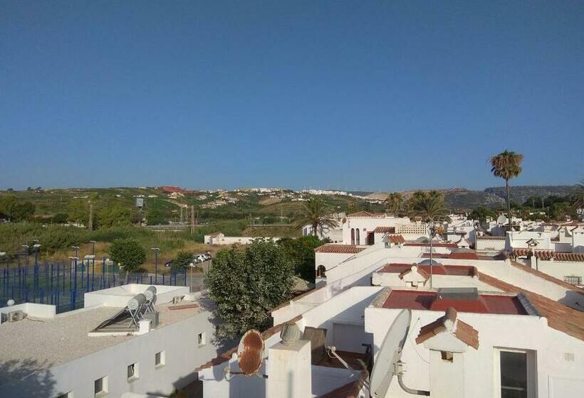 بنسيون Rio Manilva