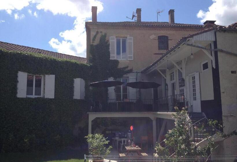 هاستل Venez Dormir Chez Nous #condom#gascogne#d Artagnan#armagnac#le Bonheur Est Dans Le Gers