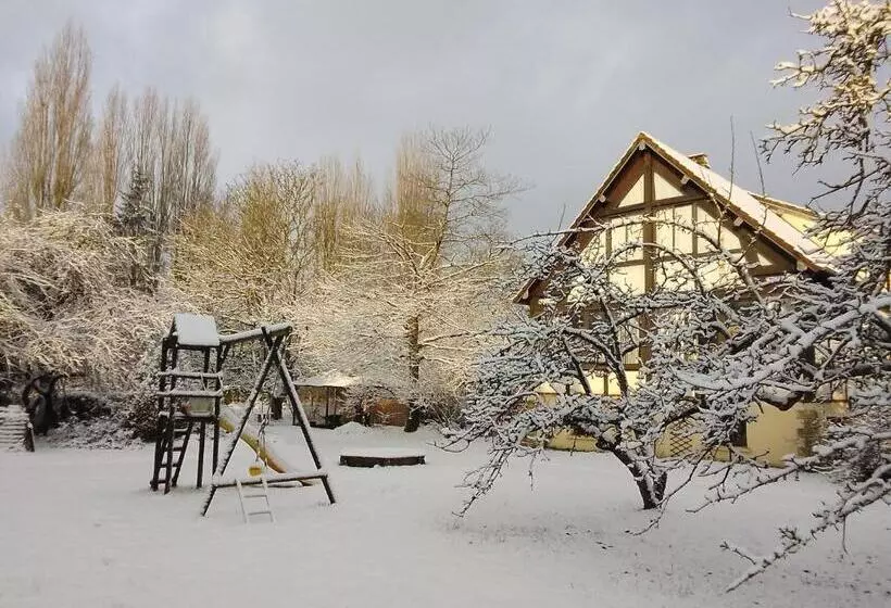 Aamiaismajoitus (B&B) La Maison Du Verger
