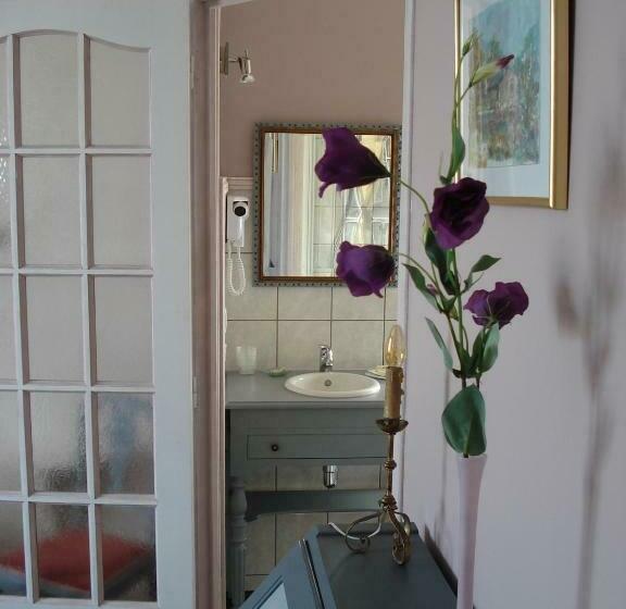 住宿加早餐  Maison D Hôtes La Tuilerie