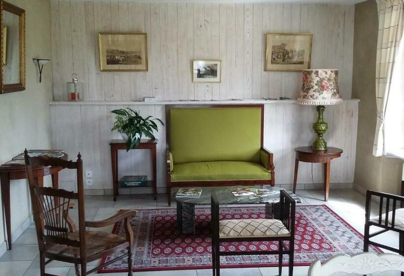 住宿加早餐  Maison D Hôtes La Tuilerie