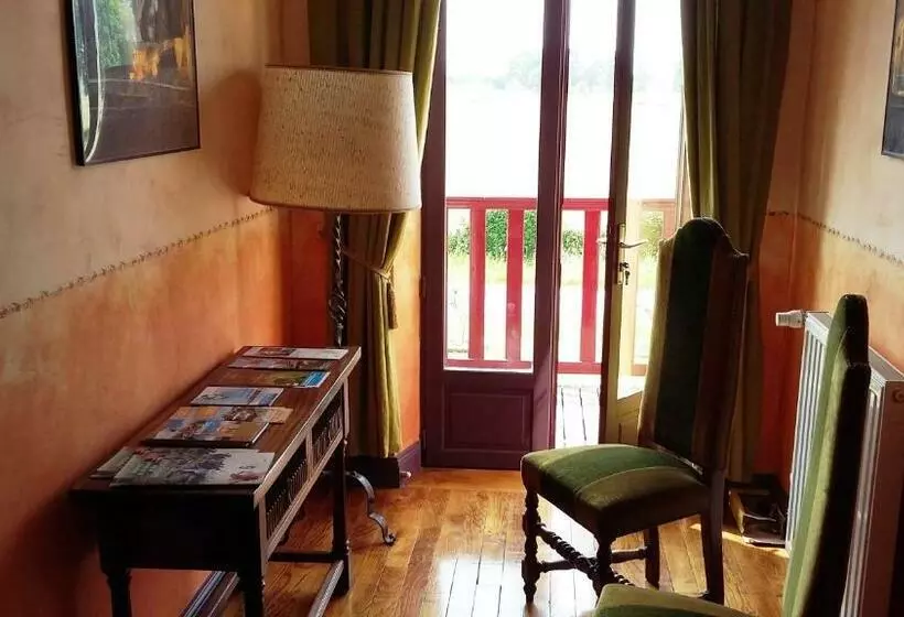 ベッドアンドブレックファースト Maison D Hôtes La Tuilerie