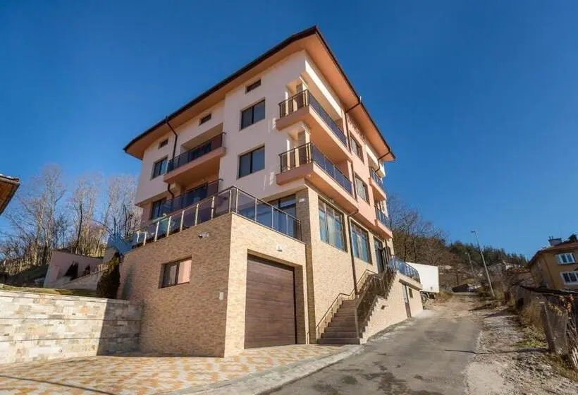 Hotelli Kristal