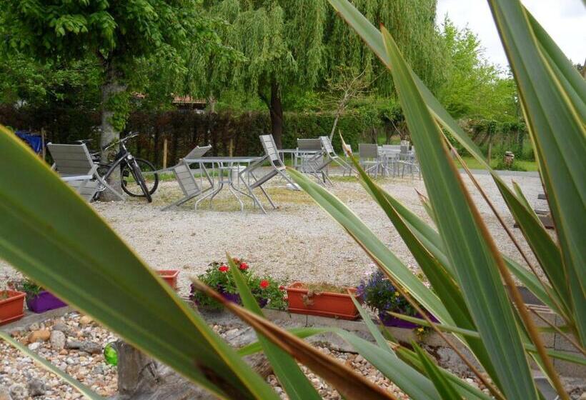 פנסיון Au Jardin Près De L Ocean