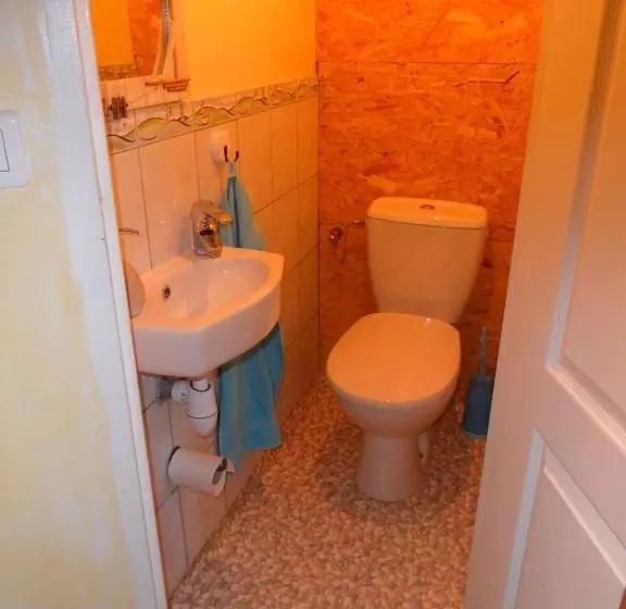 ペンション Au Jardin Près De L Ocean