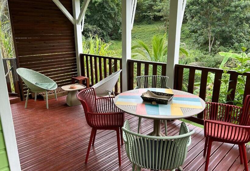 پانسیون L Escale Tropicale