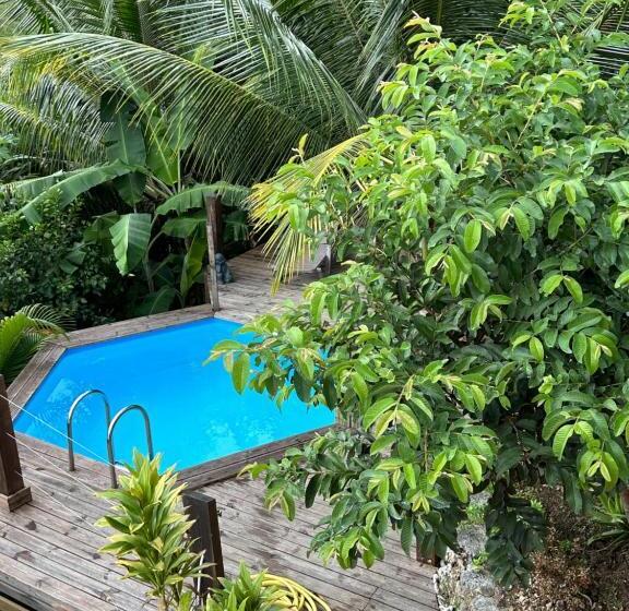 پانسیون L Escale Tropicale