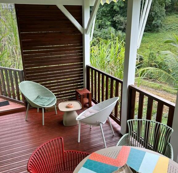 پانسیون L Escale Tropicale