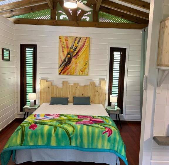 پانسیون L Escale Tropicale