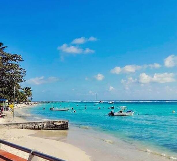 پانسیون L Escale Tropicale