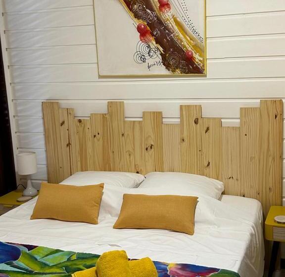 پانسیون L Escale Tropicale