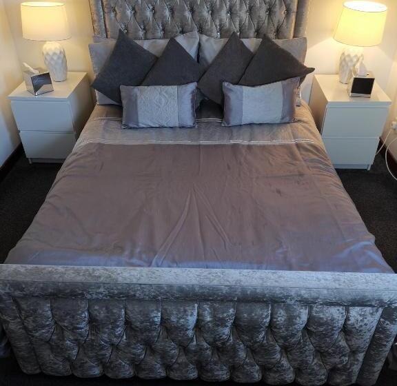 Bed and Breakfast Glenfern Guest House And A Separate Cottage With Its Own Private Hot Tub