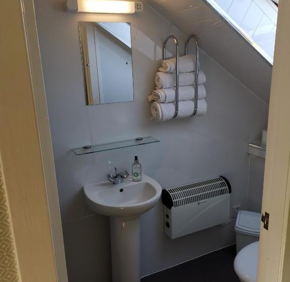 Bed & Breakfast Glenfern Guest House And A Separate Cottage With Its Own Private Hot Tub