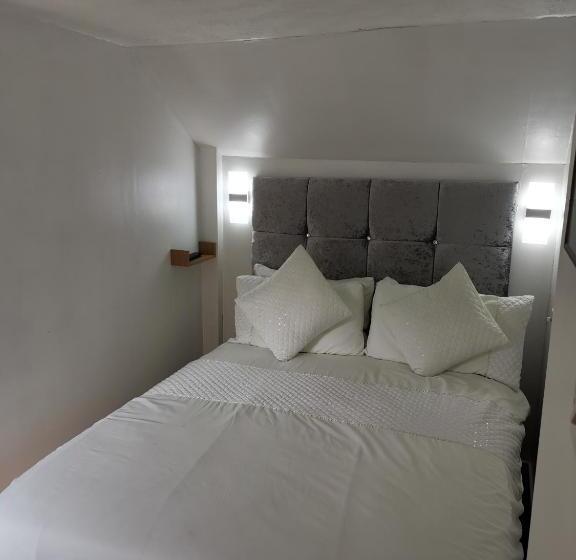 Bed and Breakfast Glenfern Guest House And A Separate Cottage With Its Own Private Hot Tub