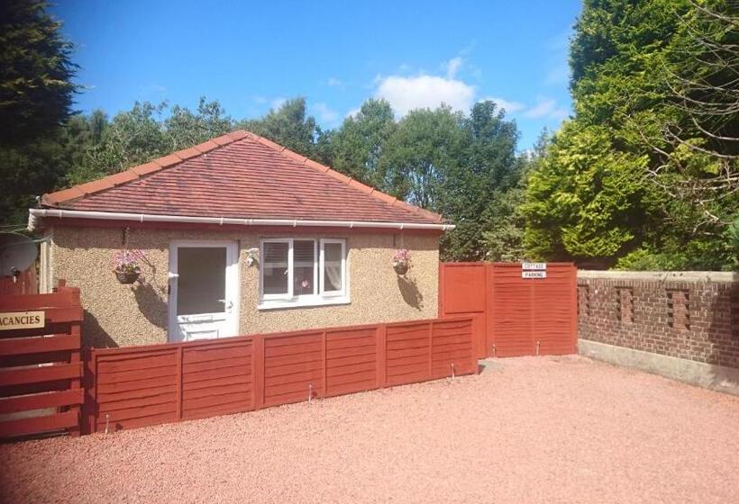 Bed and Breakfast Glenfern Guest House And A Separate Cottage With Its Own Private Hot Tub