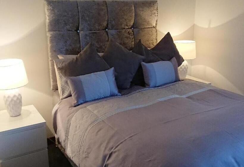 Bed and Breakfast Glenfern Guest House And A Separate Cottage With Its Own Private Hot Tub