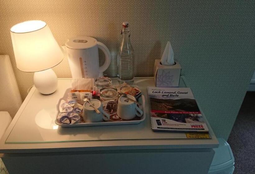 Bed and Breakfast Glenfern Guest House And A Separate Cottage With Its Own Private Hot Tub