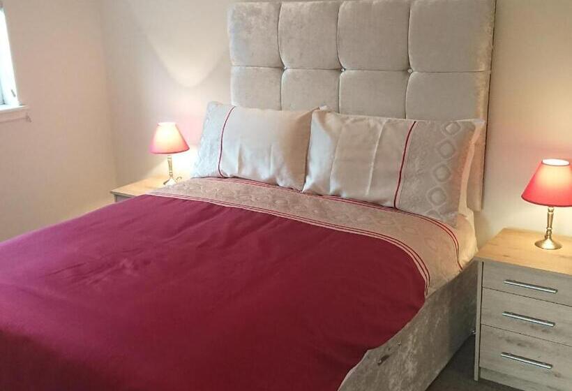 Bed and Breakfast Glenfern Guest House And A Separate Cottage With Its Own Private Hot Tub