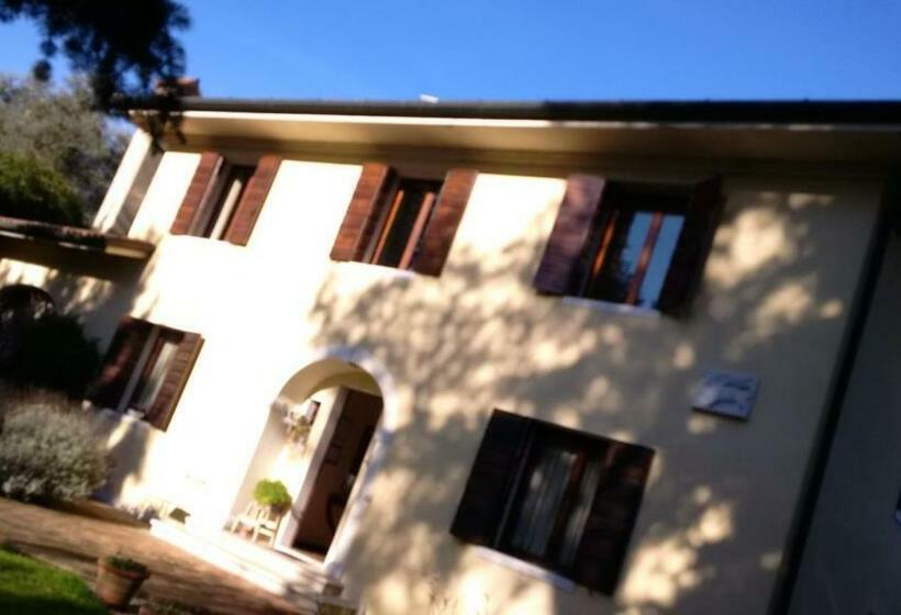 مبيت وإفطار Villa Dei Pini