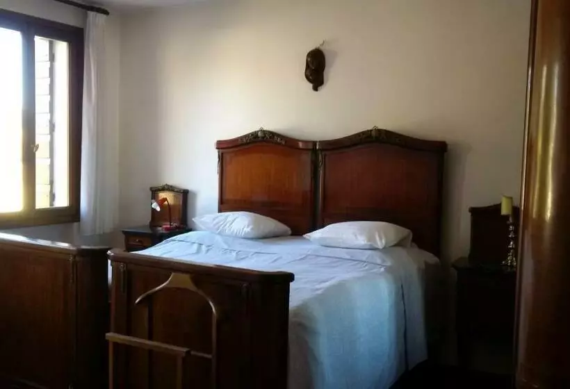 ベッドアンドブレックファースト Villa Dei Pini