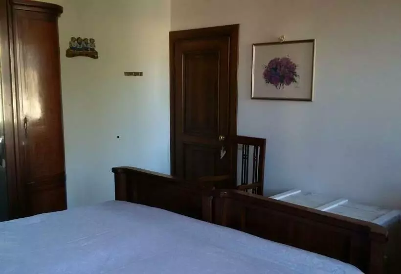 ベッドアンドブレックファースト Villa Dei Pini