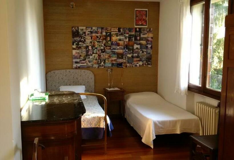 مبيت وإفطار Villa Dei Pini