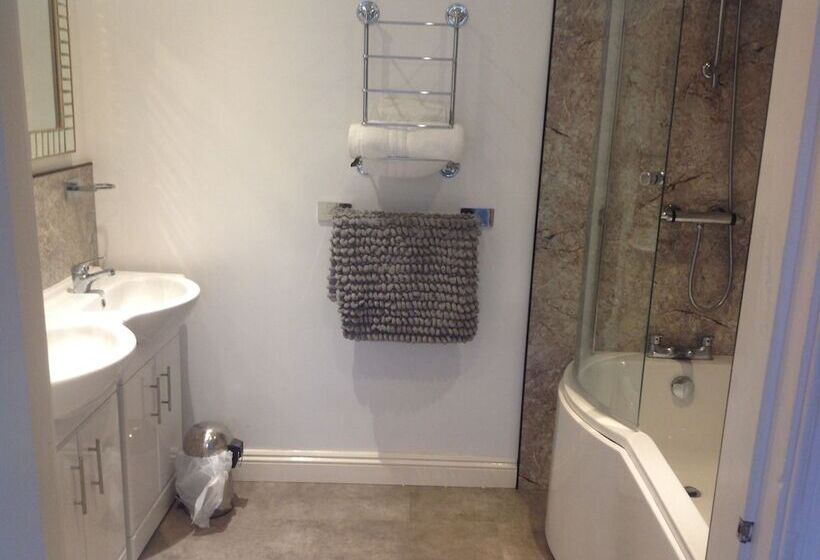 Пансион Glenfield House