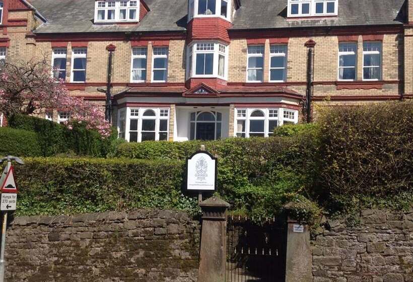 Пансион Glenfield House