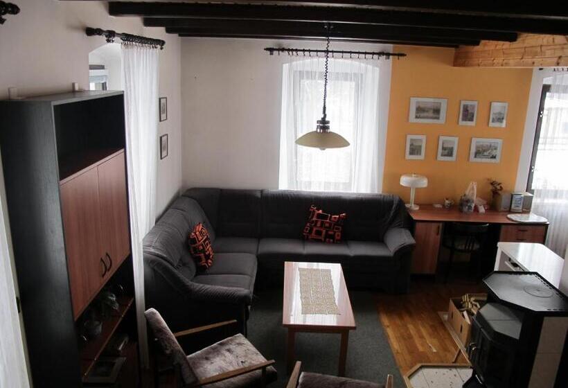 Panzió Guest House U Lakomce