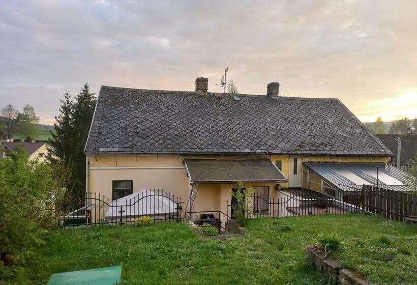 Majatalo Penzionek U Františka