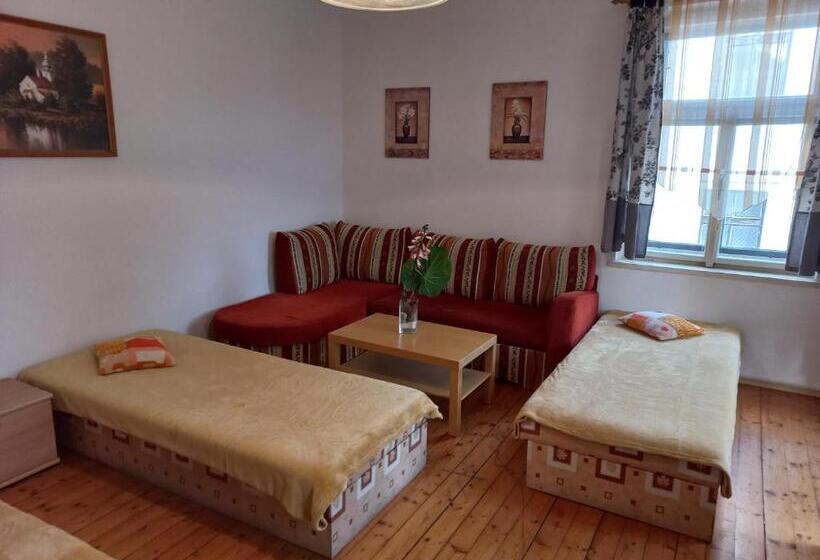 Majatalo Penzionek U Františka