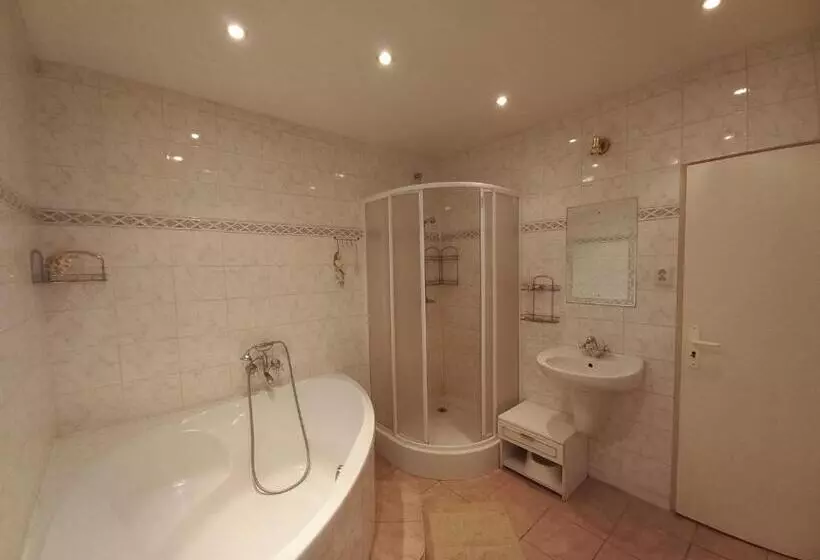 Majatalo Penzionek U Františka