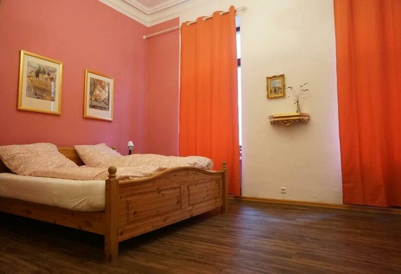 Pension Stadtmitte Garni