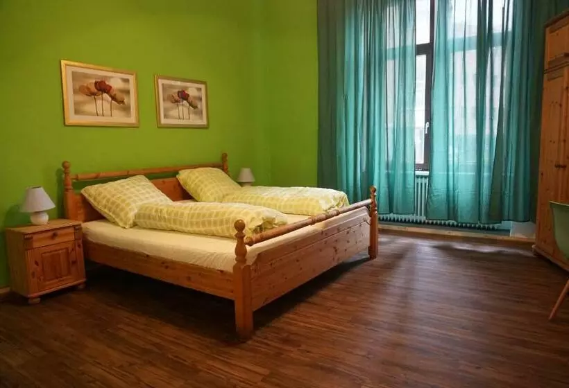 Pension Stadtmitte Garni